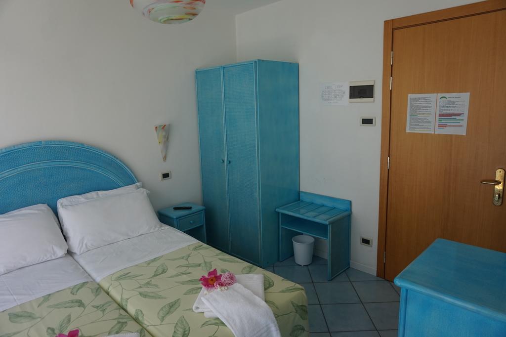 Hotel Da Giovanna Lignano Sabbiadoro Værelse billede